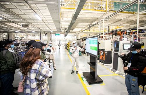 中國(guó)新主流媒體走進(jìn)廣汽傳祺宜昌智能制造工廠，探索技術(shù)推廣新路徑